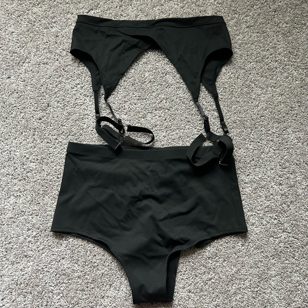 Black Rave bottoms with garter